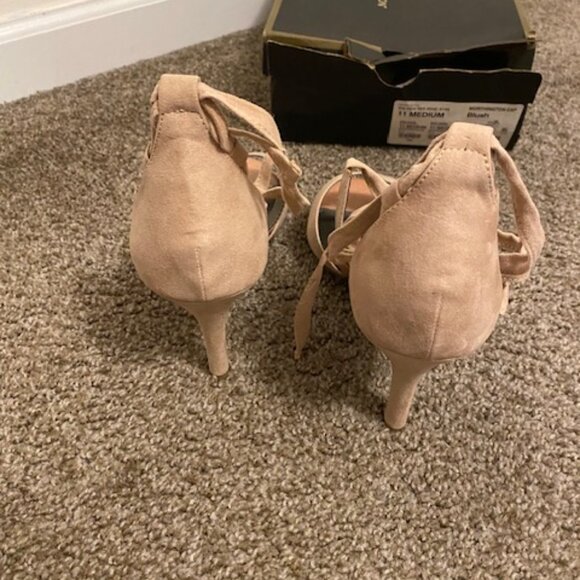 Worthington Women's NIB Blush Faux Suede Strappy Sandals w Ankle Ties shoes Sz11 - Picture 4 of 8